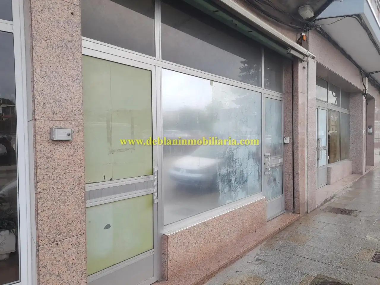 Local comercial en venda a Tui, imagen 3