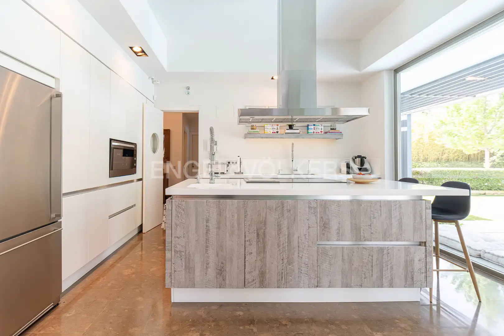 Cocina de Casa o chalet en venta en Boadilla del Monte con Aire acondicionado, Calefacción y Jardín privado
