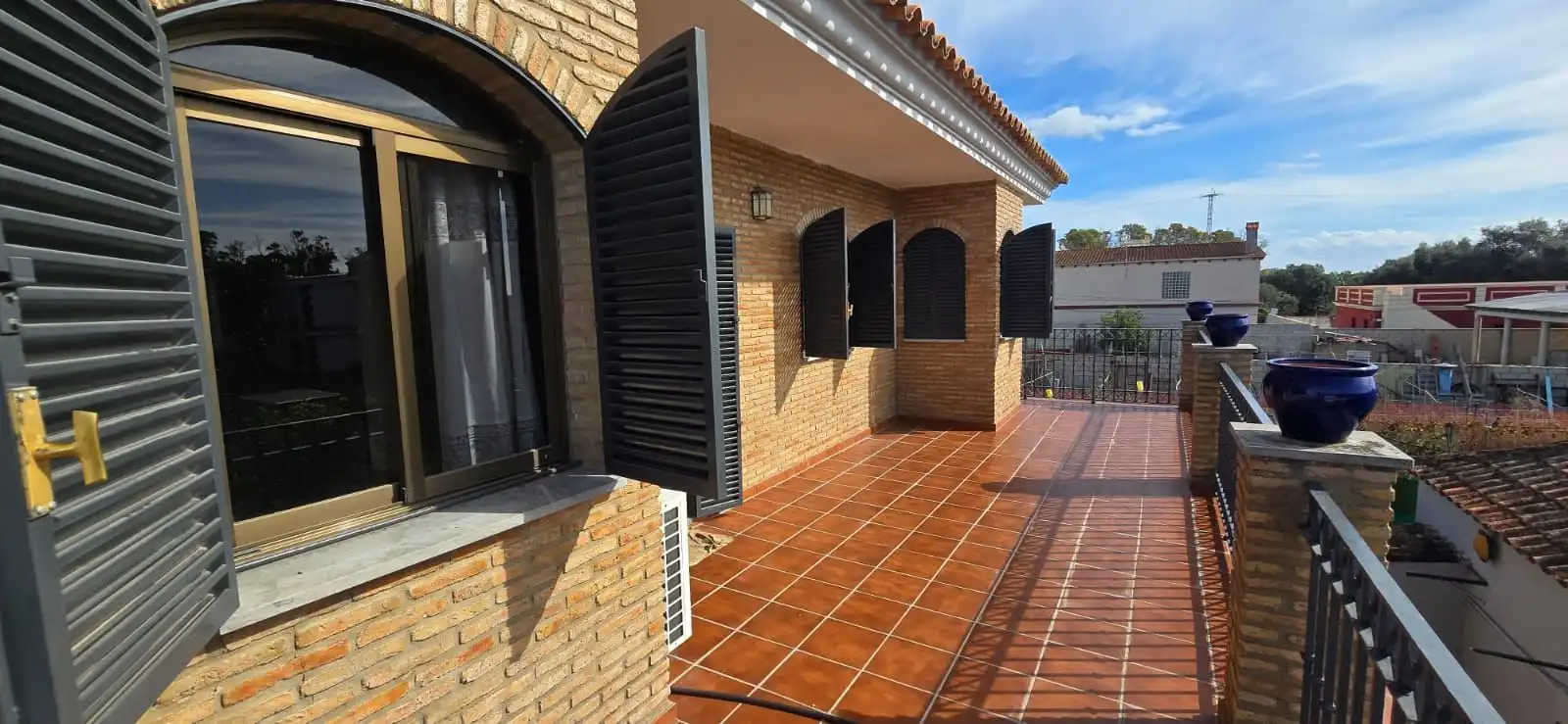Terrassa de Casa o xalet en venda en El Puerto de Santa María amb Aire condicionat, Jardí privat i Terrassa