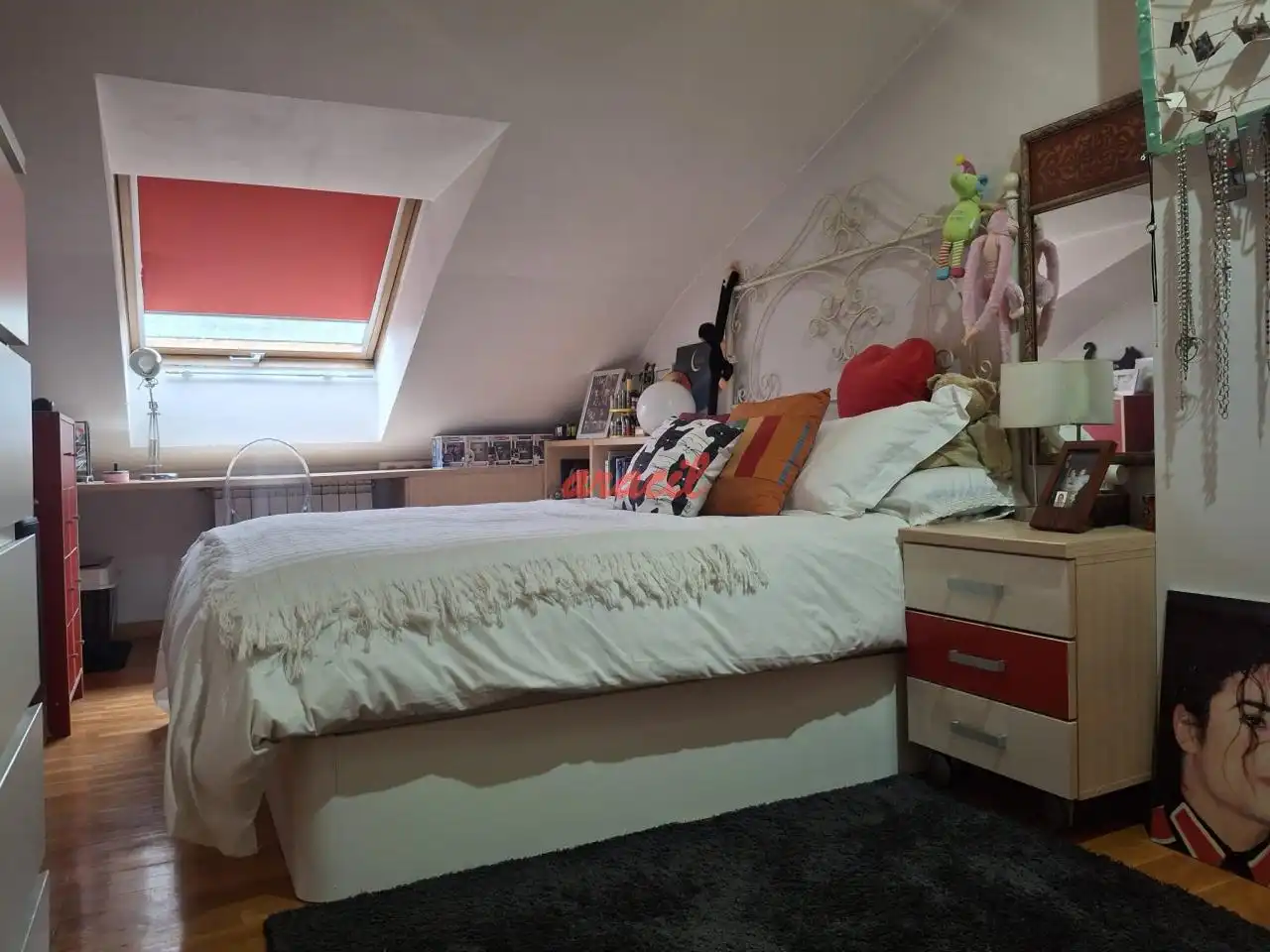 Habitación de Dúplex en venta en Ourense Capital  con Calefacción y Amueblado