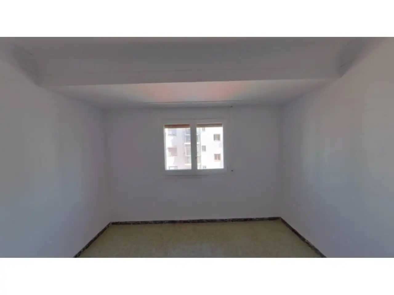 Bedroom of Flat for sale in Zaragoza