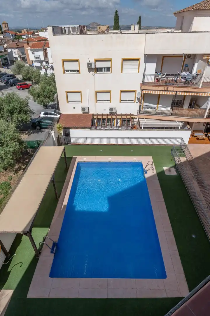 Piscina de Piso en venta en Gójar con Terraza, Trastero y Balcón