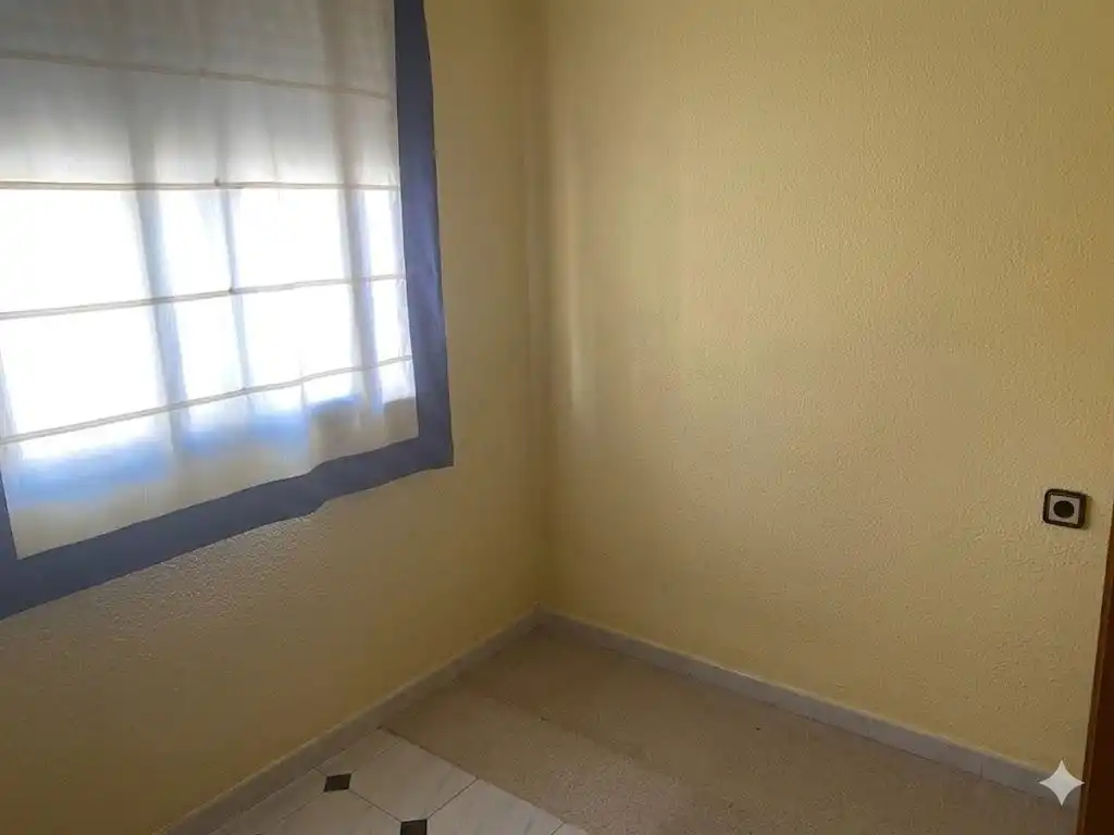 Bedroom of Flat for sale in Silla  with Balcony
