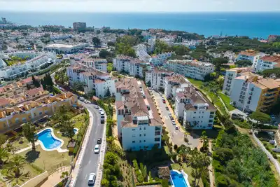 Vista exterior de Àtic en venda en Mijas amb Aire condicionat, Calefacció i Terrassa