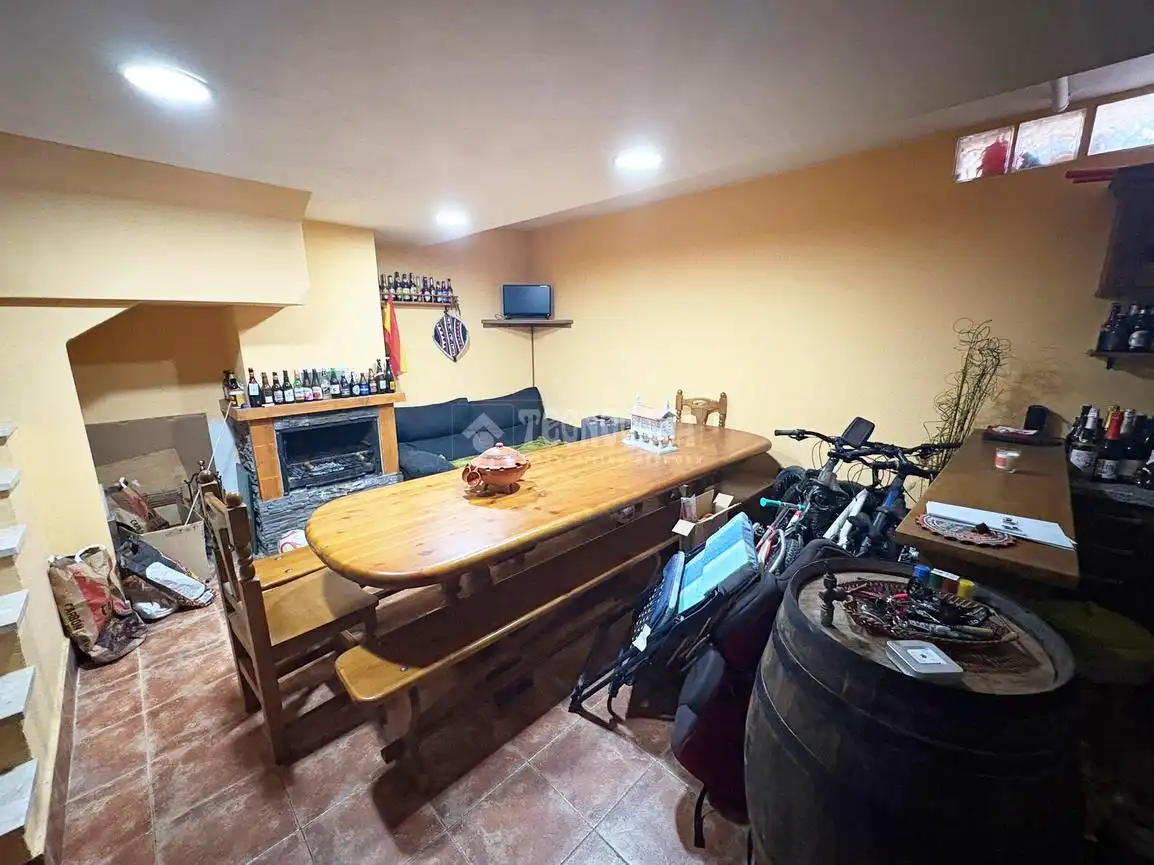 Casa adosada en venta en Zaragoza con Aire acondicionado, Calefacción y Terraza