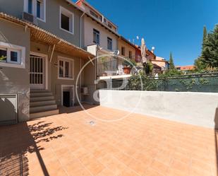 Exterior view of Single-family semi-detached to rent in  Madrid Capital  with Air Conditioner, Heating and Private garden