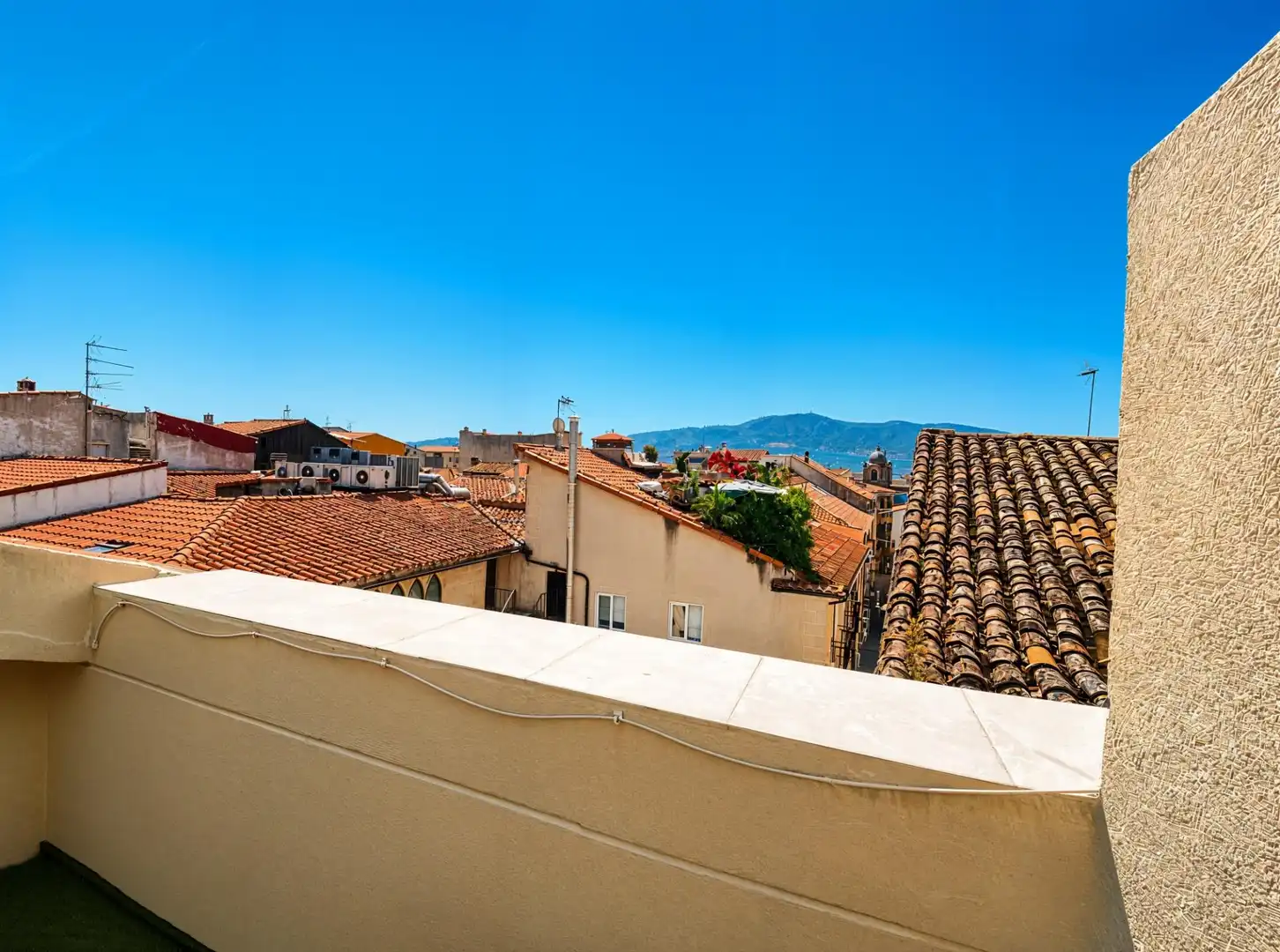 Terrassa de Pis de lloguer en Plasencia amb Aire condicionat, Parquet i Terrassa