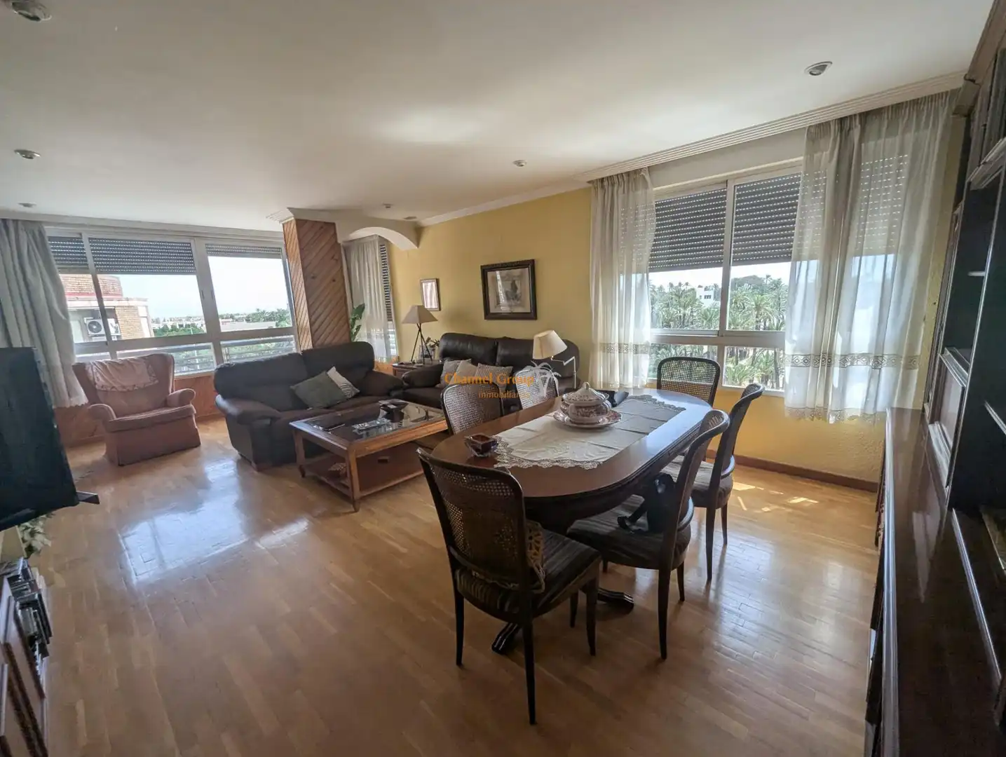 Living room of Flat for sale in Elche / Elx  with Parquet flooring
