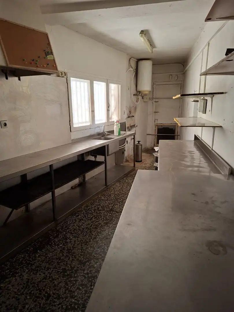 Cocina de Local en venta en Maella con Terraza