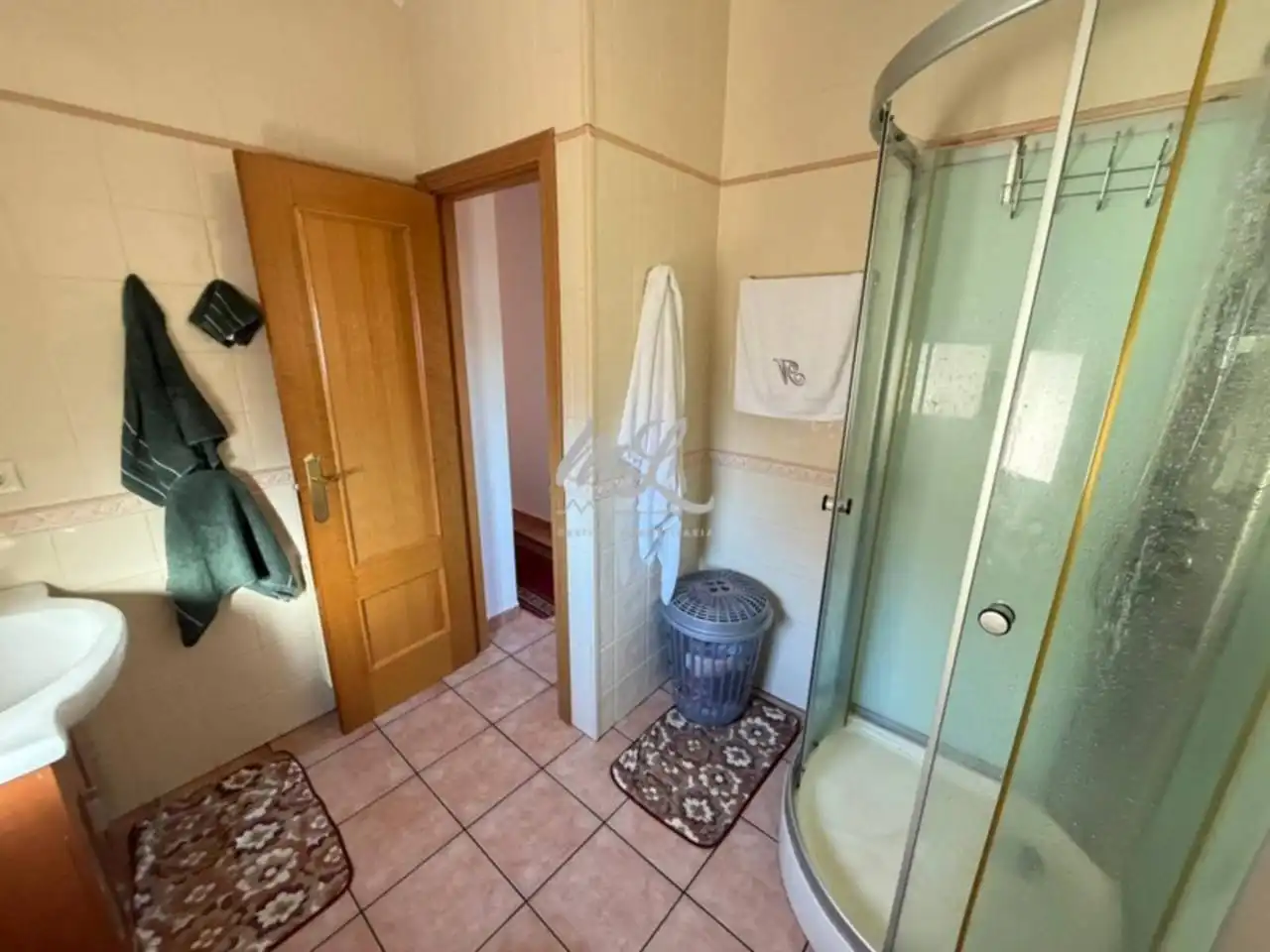 Badezimmer von Wohnung zum Verkauf in Navahermosa mit Heizung und Balkon
