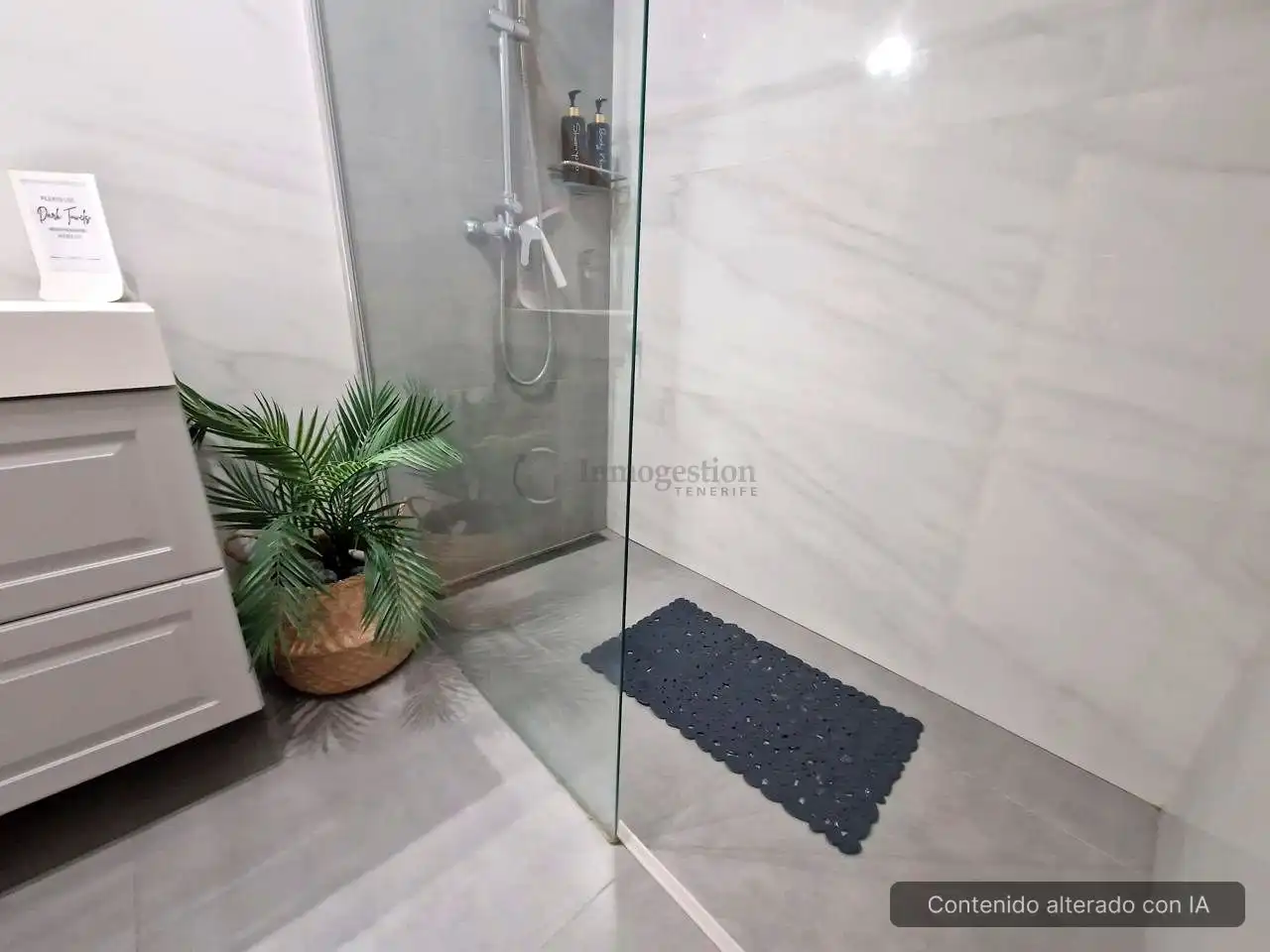 Bathroom of Flat for rent in Arico  with Furnished, Internet and Community pool