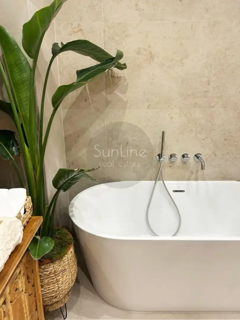 Baño de Piso en venta en Torrent con Aire acondicionado, Terraza y Trastero