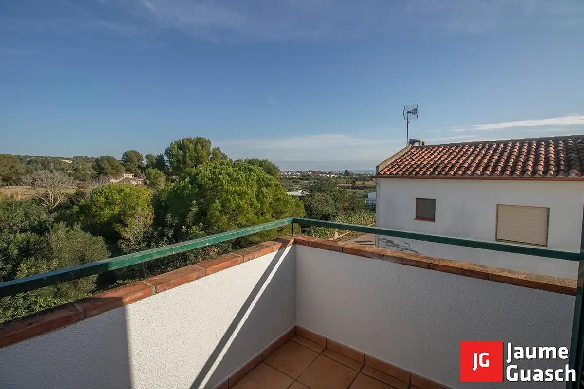 Terrassa de Casa adosada en venda en Torredembarra amb Aire condicionat, Calefacció i Jardí privat