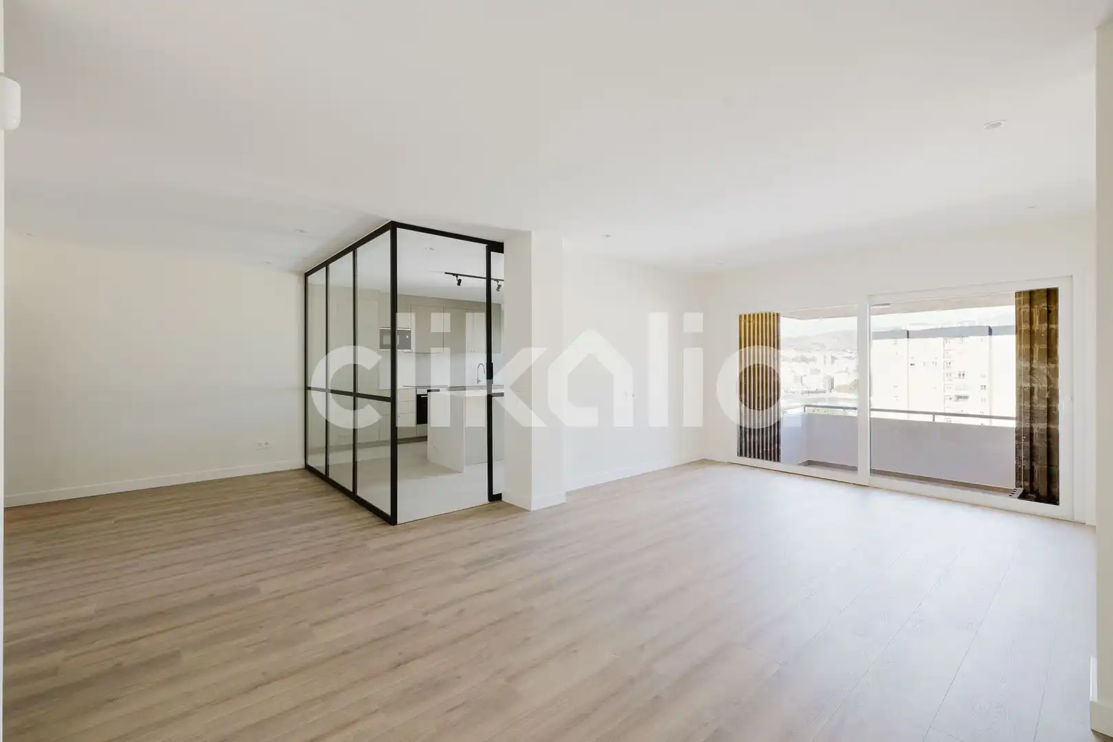 Living room of Flat for sale in Málaga Capital  with Air Conditioner, Terrace and Storage room