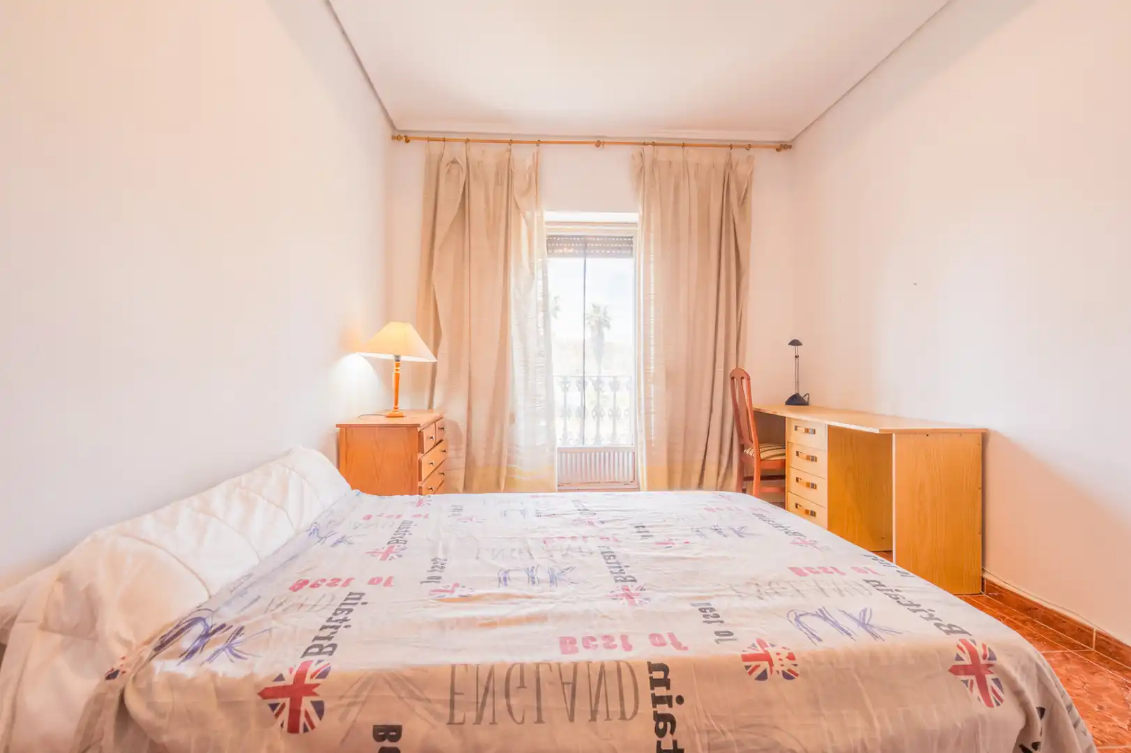Habitación de Piso en venta en Valencia con Aire acondicionado, Calefacción y Jardín privado