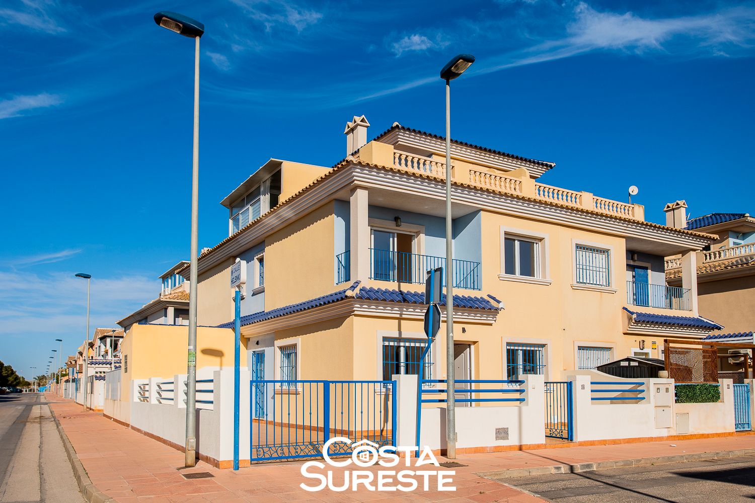 Exterior view of Single-family semi-detached for sale in San Javier  with Air Conditioner, Heating and Private garden