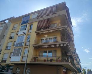 Vista exterior de Edifici en venda en Vilanova i la Geltrú