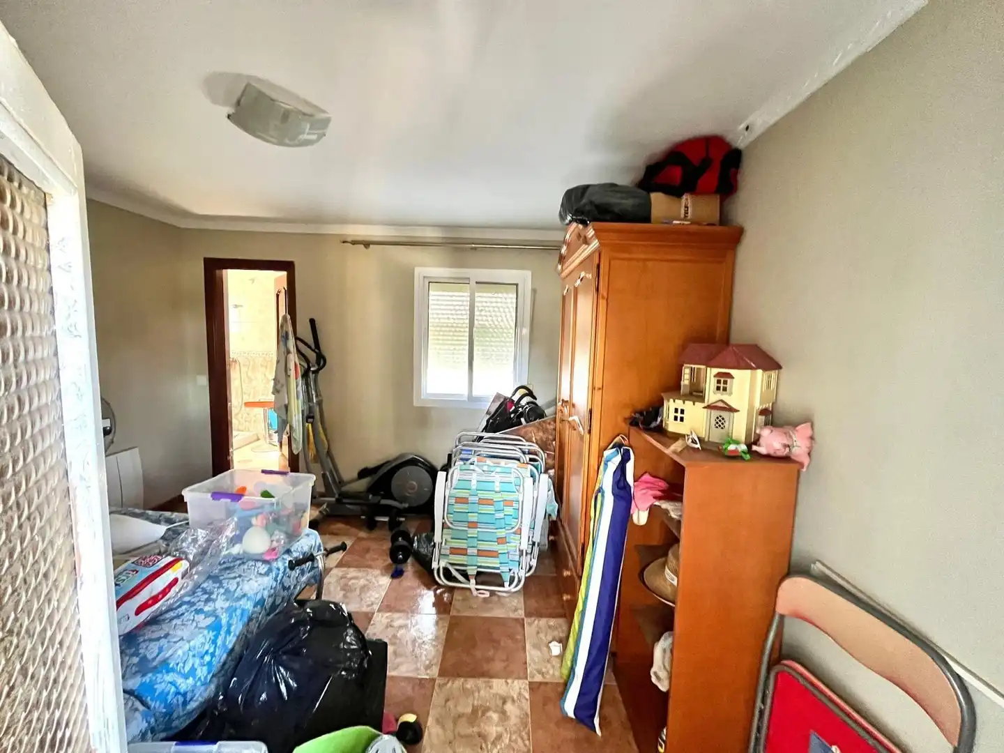 Dormitori de Casa o xalet en venda en Alhaurín de la Torre amb Jardí privat, Terrassa i Traster