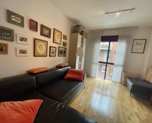 Living room of Flat for sale in  Madrid Capital  with Storage room and Balcony