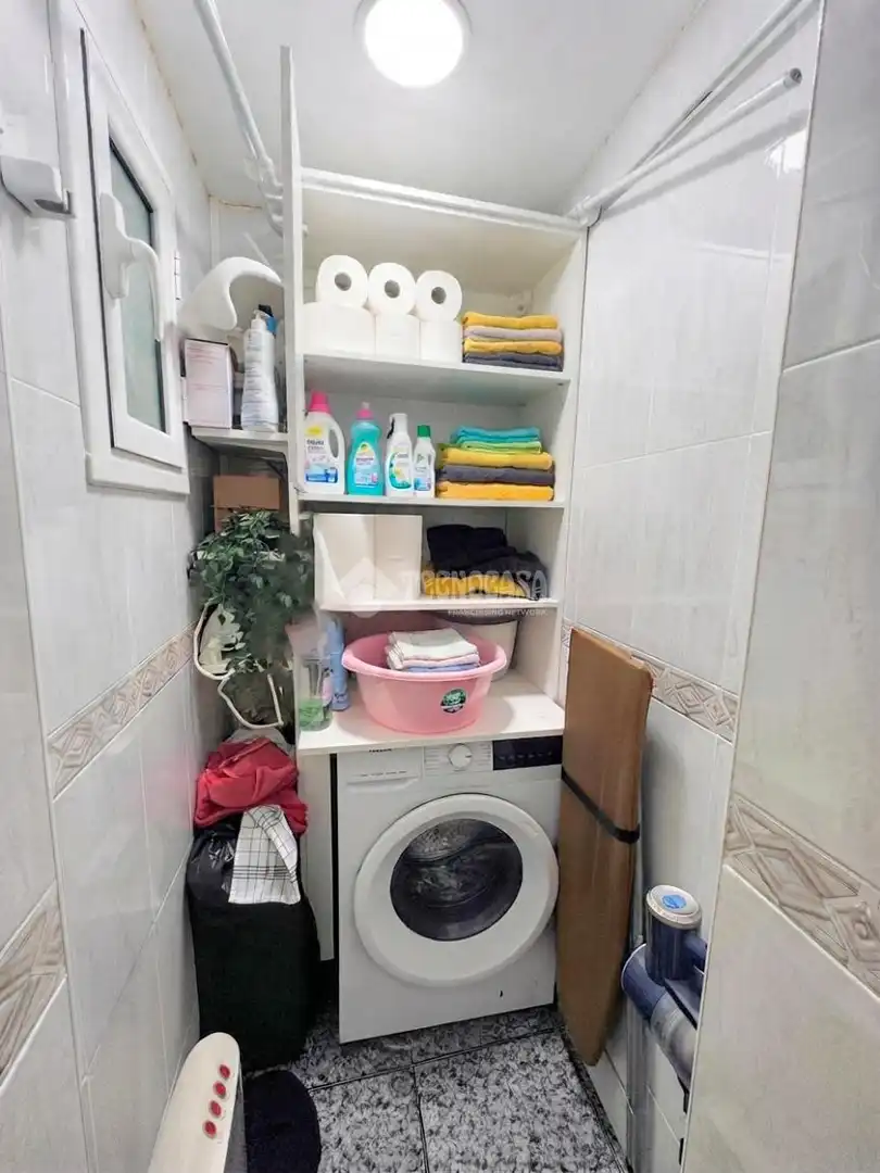 Habitación de Piso en venta en Barcelona con Aire acondicionado y Balcón