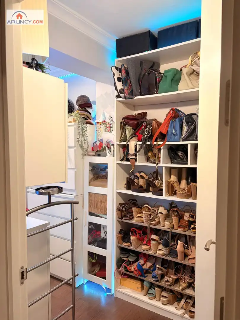Flat for sale in Sevilla  with Air Conditioner, Heating and Private garden