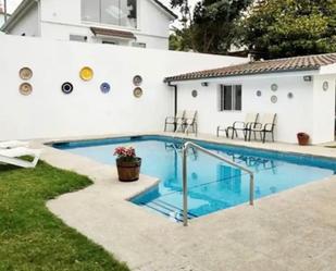 Swimming pool of House or chalet for sale in Nigrán  with Heating, Private garden and Parquet flooring