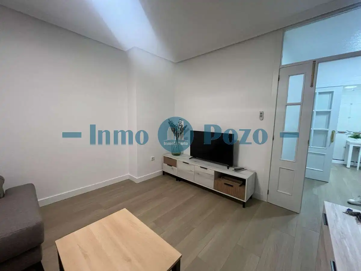Sala d'estar de Apartament en venda en Almendralejo amb Moblat