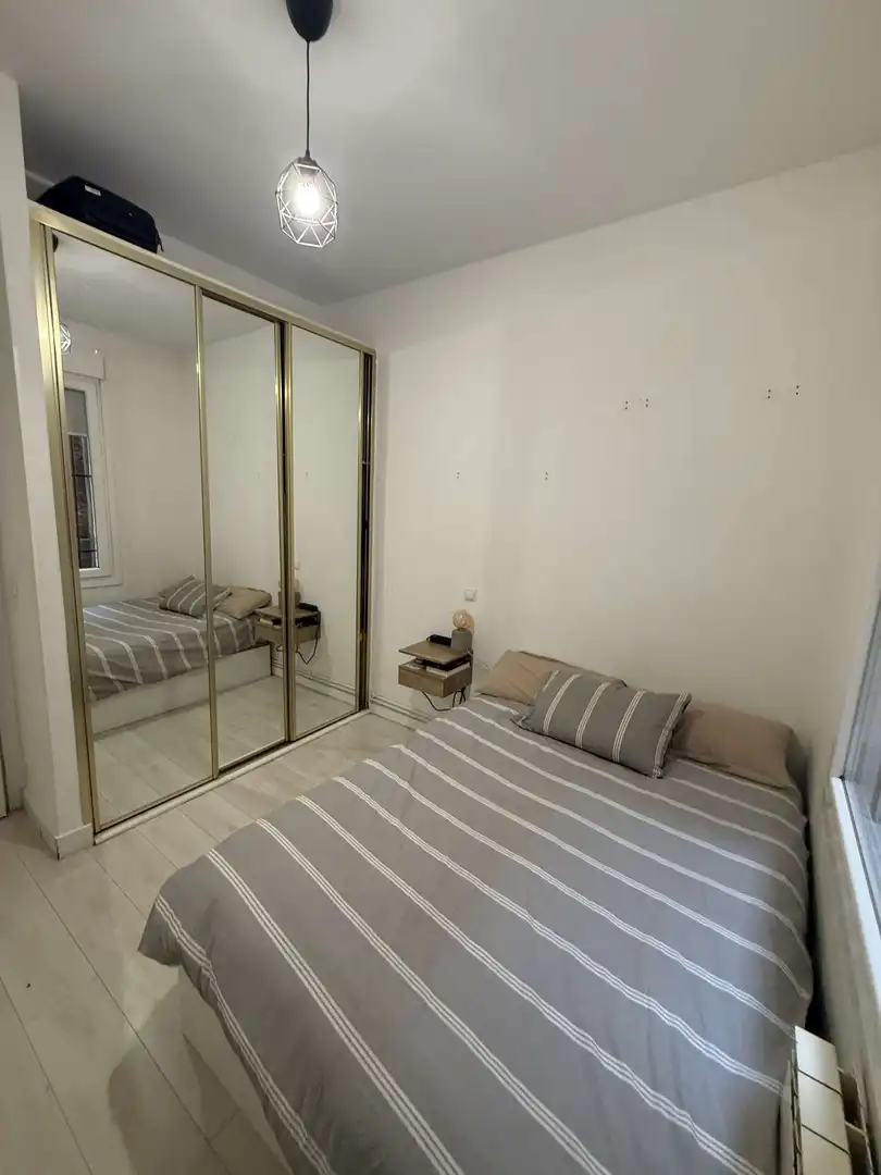 Bedroom of Flat for share in Arganzuela