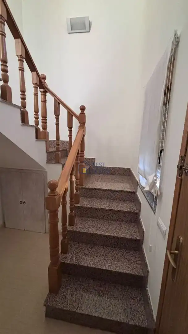 Casa adosada en venda en Sariegos amb Calefacció, Parquet i Terrassa
