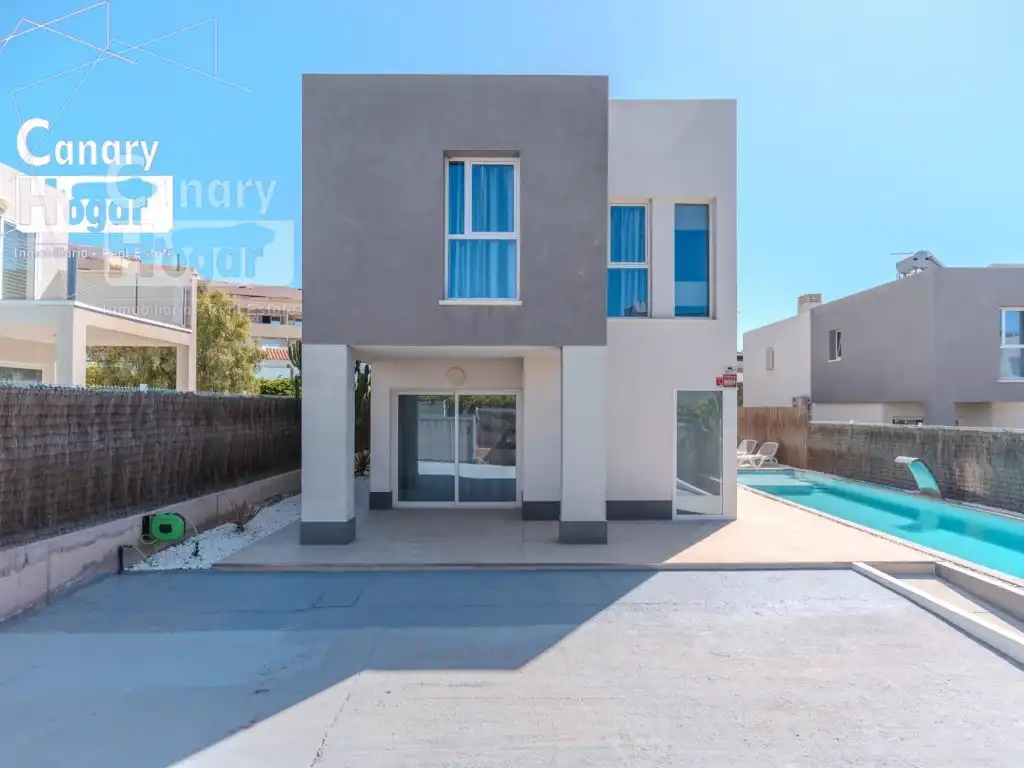 Casa con terraza en venta en Callao Salvaje - Playa Paraíso, imagen 4