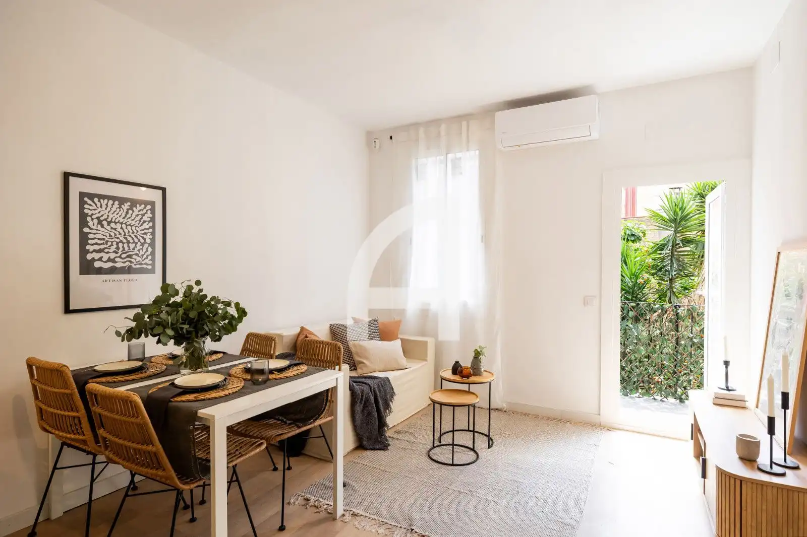 Flat with terrace for sale in Pintor Pahissa