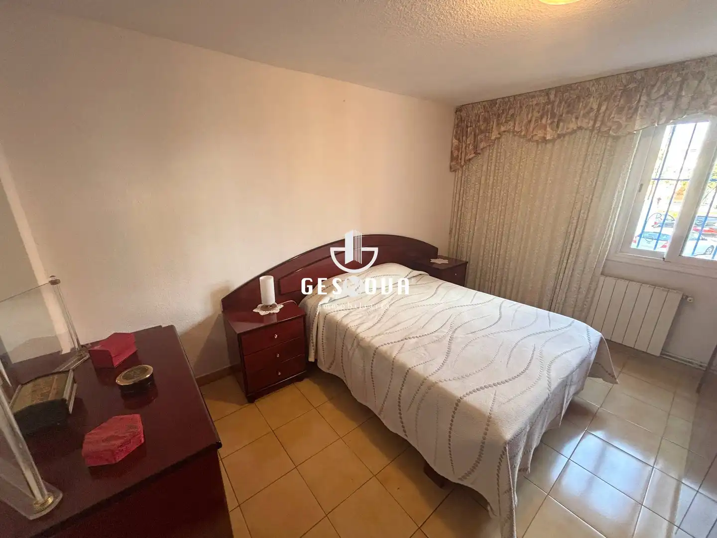 Schlafzimmer von Wohnung zum Verkauf in L'Hospitalet de Llobregat mit Klimaanlage und Heizung