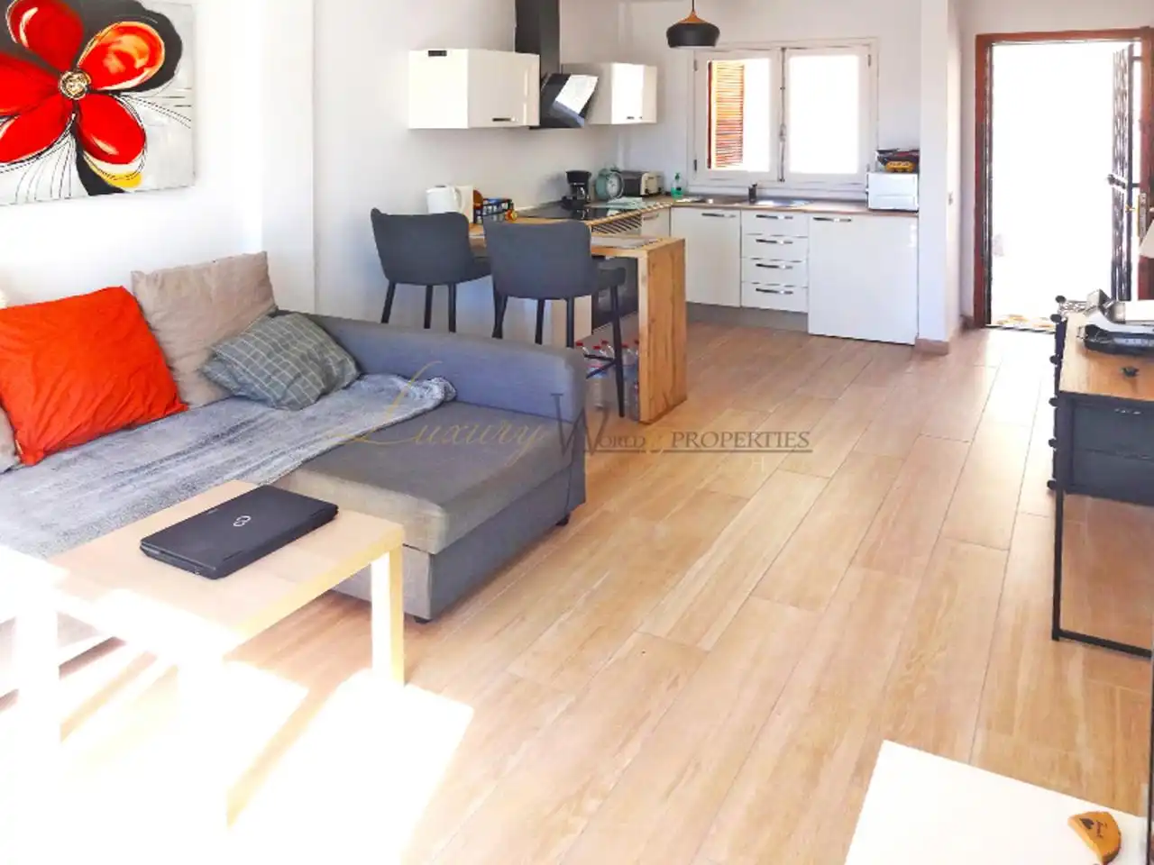 Sala d'estar de Àtic en venda en Adeje amb Aire condicionat, Terrassa i Moblat