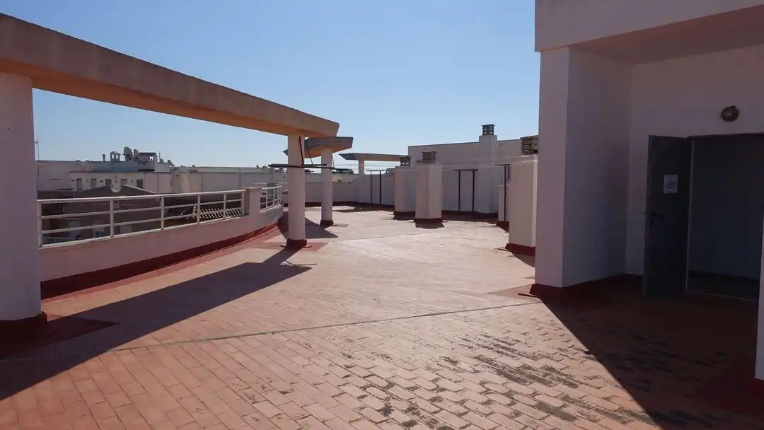 Terraza de Piso en venta en Guardamar del Segura con Aire acondicionado, Terraza y Piscina