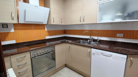 Foto 2 de Piso en venta en Carrer Verge de Montserrat, Can Tiana, Ripollet