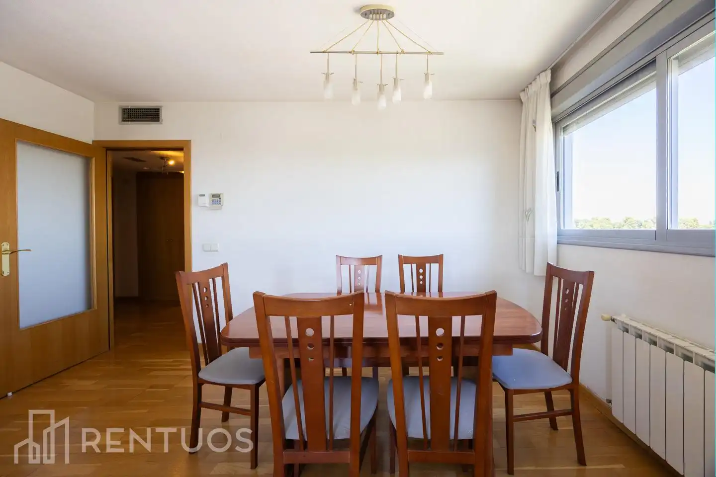 Comedor de Piso de alquiler en Madrid con Aire acondicionado, Calefacción y Terraza