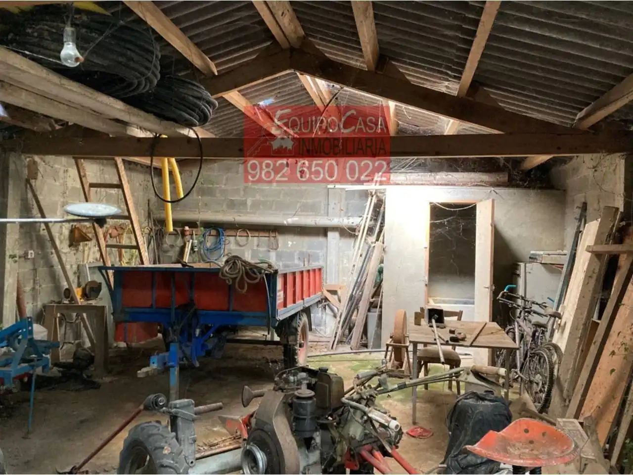 Casa o xalet en venda en Begonte amb Jardí privat, Terrassa i Alarma