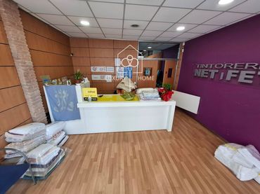 Locale commerciale in vendita a Valls