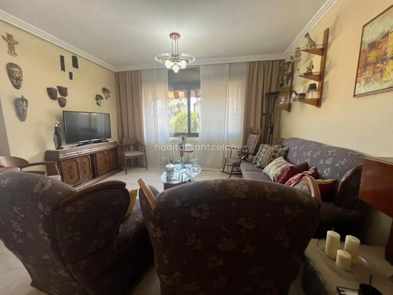 Sala d'estar de Casa adosada en venda en Sant Celoni amb Aire condicionat, Calefacció i Jardí privat