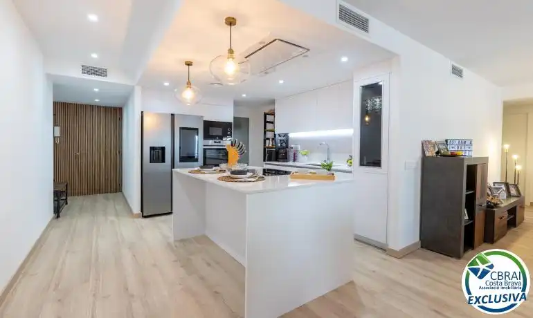Flat with terrace for sale in Carrer de Madrid
