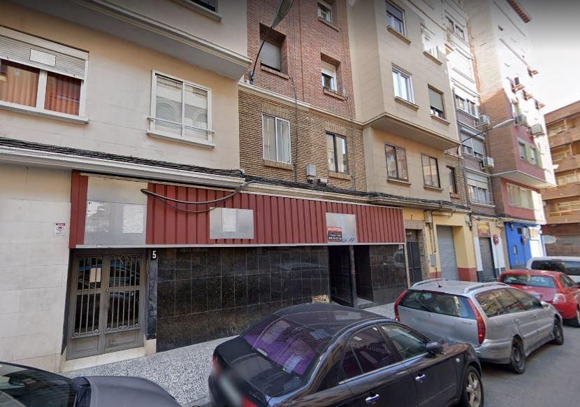 Vista exterior de Local en venta en  Zaragoza Capital