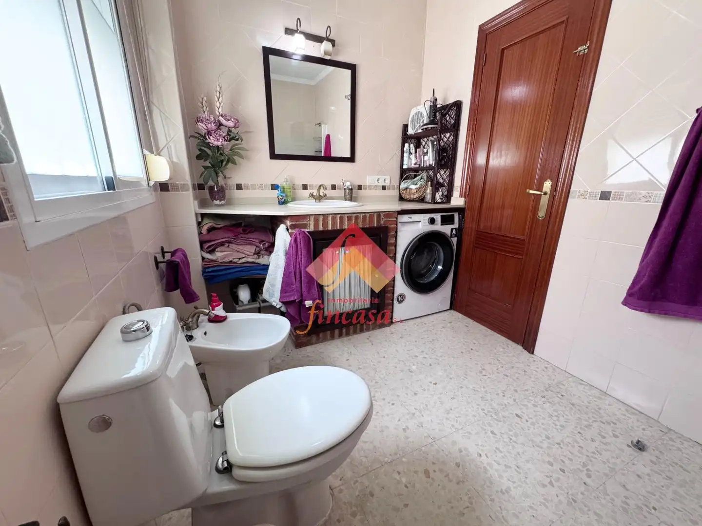 Badezimmer von Wohnung zum Verkauf in Ronda mit Klimaanlage, Heizung und Möbliert