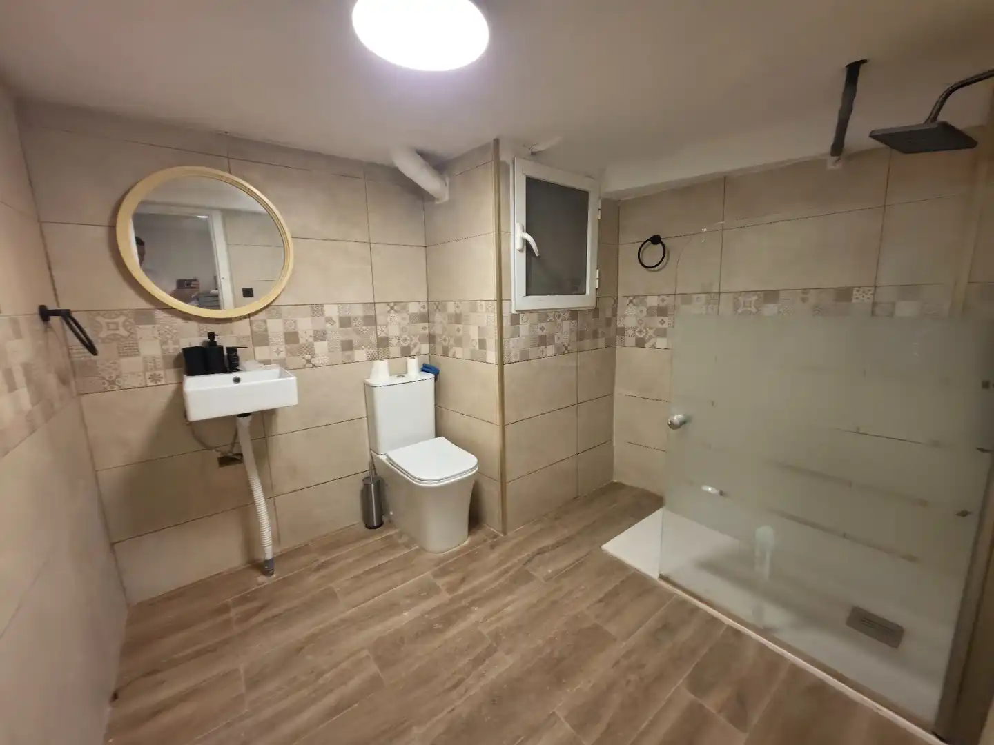 Baño de Local en venta en Sagunto / Sagunt