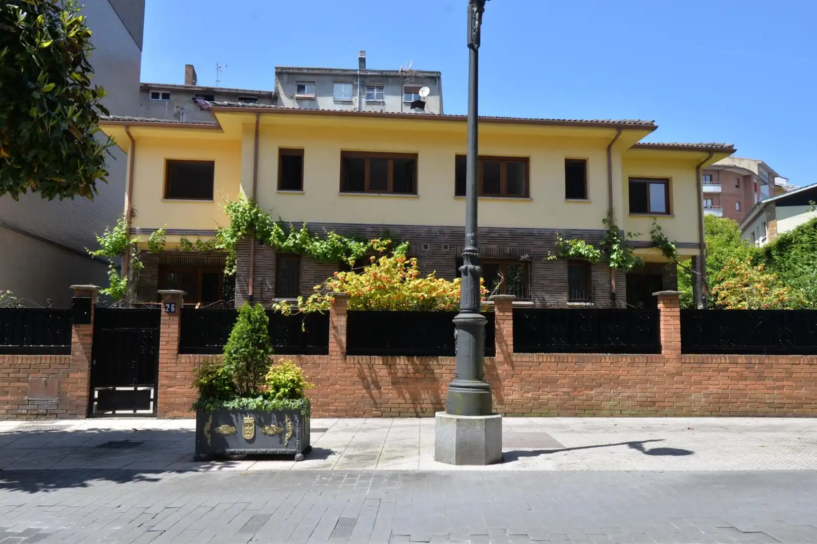 Exterior view of Houses for rent in Oviedo   with Terrace and Storage room