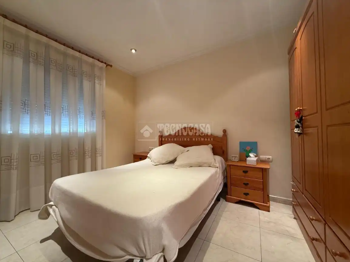 Habitación de Piso en venta en Valencia con Aire acondicionado y Balcón