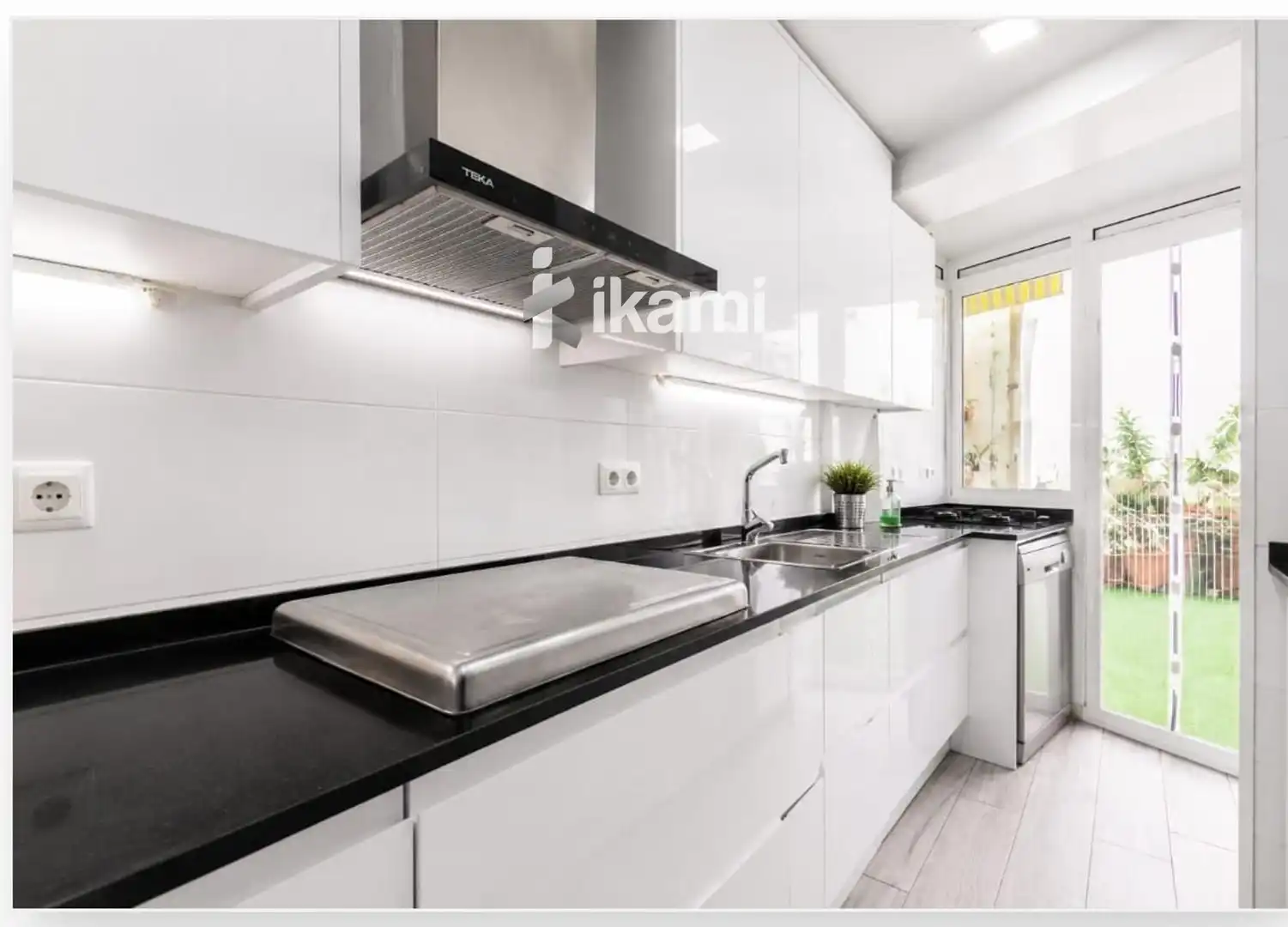 Cocina de Ático en venta en Barcelona con Aire acondicionado, Calefacción y Terraza