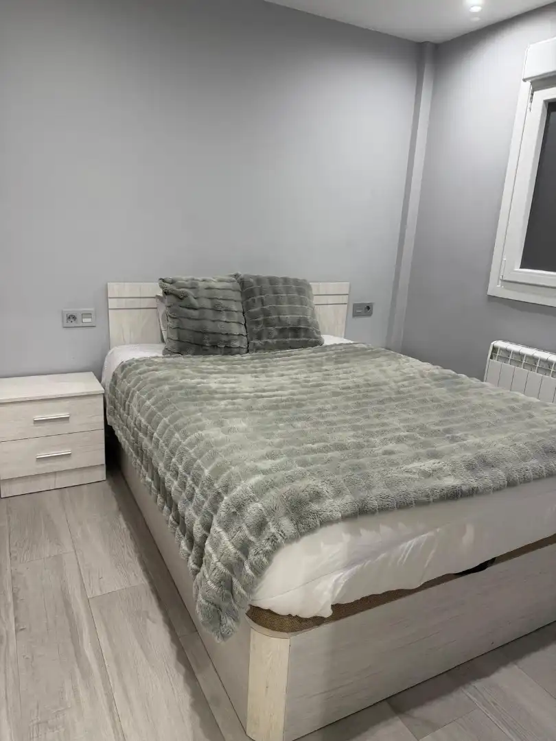 Bedroom of Flat for sale in Barakaldo   with Furnished