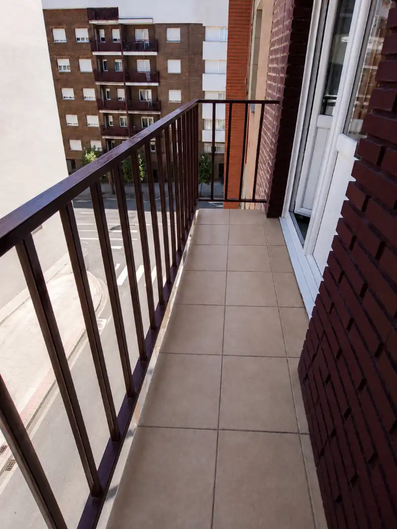 Balcony of Flat for rent in Gijón   with Heating, Parquet flooring and Furnished
