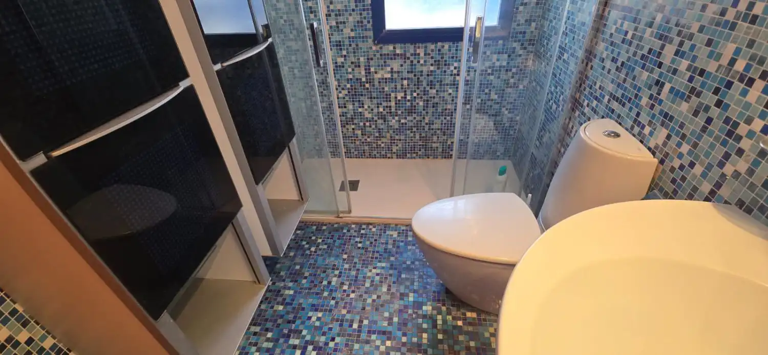 Baño de Ático en venta en Alicante / Alacant con Aire acondicionado, Calefacción y Terraza