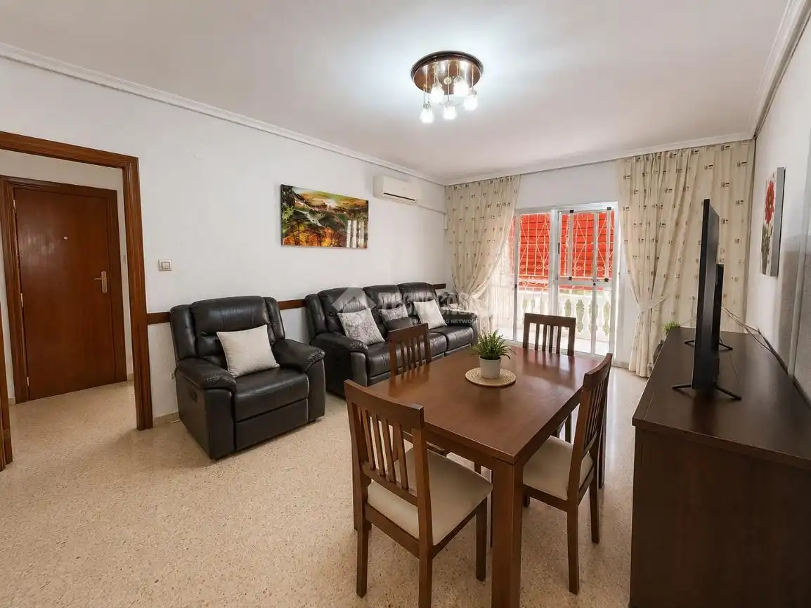 Sala de estar de Piso en venta en Paterna con Aire acondicionado y Balcón